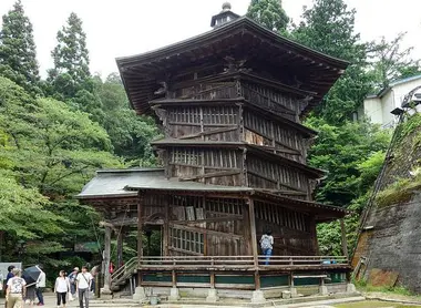 Le temple Sazaedo à Aizu Wakamatsu Le temple Sazaedo à Aizu Wakamatsu
