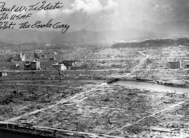 Une photo d'Hiroshima après le bombardement du 6 août 1945 Une photo d'Hiroshima après le bombardement du 6 août 1945