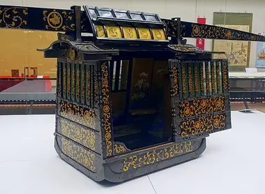 palanquin_avec_maki-e_Edo-Tokyo_Museum