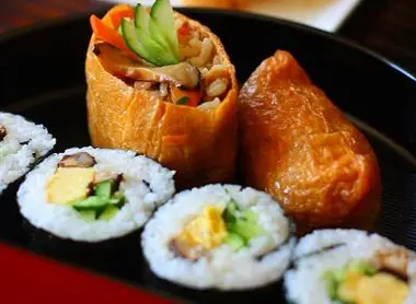 Des sushis, une recette qui utilise le vinaigre de riz