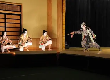 Les pêcheurs du village de Sai ont perpétué de génération en génération la tradition du Kabuki Les pêcheurs du village de Sai ont perpétué de génération en génération la tradition du Kabuki