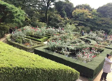 jardin-a-la-française