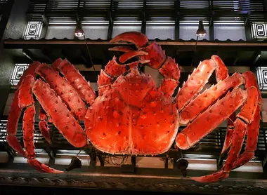 Crabe géant en enseigne à Susukino