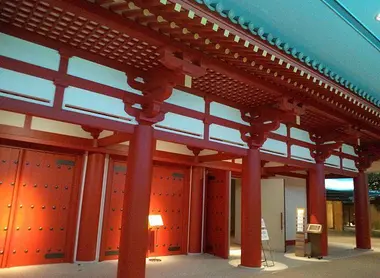 Man'yō-_Museum_Video_Hall Man'yō-_Museum_Video_Hall
