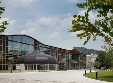 toyo-ito-gifu-city-library-minna-no-mori-media-cosmos