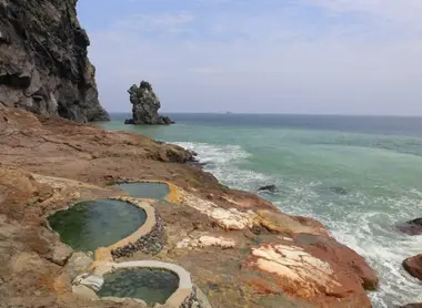 sources_eau_chaude_higashi_onsen