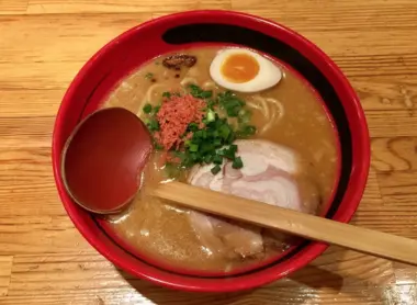 Râmen au bouillon de fruits de mer de chez Ebisoba