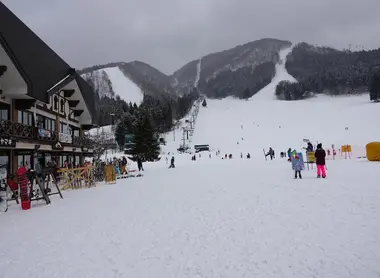 Station d'accueil du domaine skiable de Nozawa Onsen