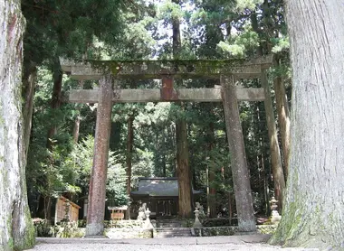 Murouji-ryuketsu-jinja Murouji-ryuketsu-jinja