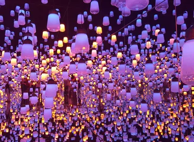 Des lanternes par milliers Des lanternes par milliers