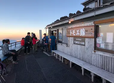 Refuge à la 8è station