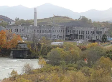 Usine en pleine nature