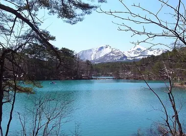 Le plus grand des lacs de Goshiki