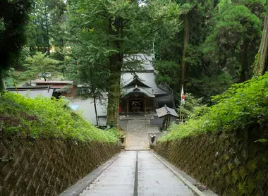 Sanctuaire Kusabe Yoshikami