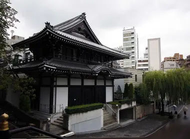 Des nombreux temples parsèment le quartier