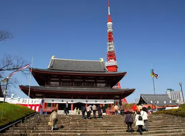 Célèbre image du Zojo-ji et de la tour de Tokyo Célèbre image du Zojo-ji et de la tour de Tokyo
