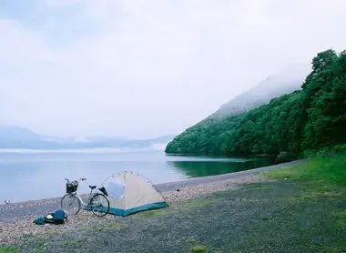 Camping au bord du lac Shikotsu