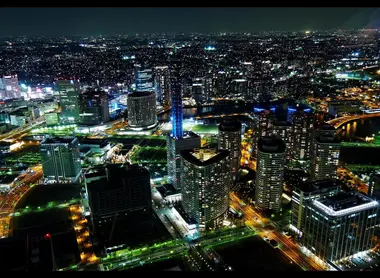 Vue nocturne de Yokohama depuis le 69e étage de Yokohama at night from the observatory on 69th floor of Landmark tower