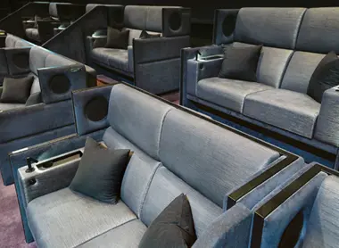 Platinium seats du cinéma Shinjuku Picadilly