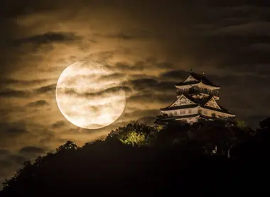 lune-chateau-gifu