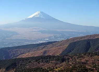Le mont Fuji depuis la route Ashinoko Skyline Le mont Fuji depuis la route Ashinoko Skyline