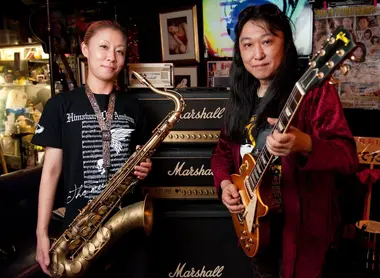 Mimi et Takuya Tachibana. Studio Himawari , Karaoké