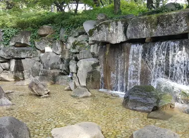 Les cascades du parc Asukayama Les cascades du parc Asukayama