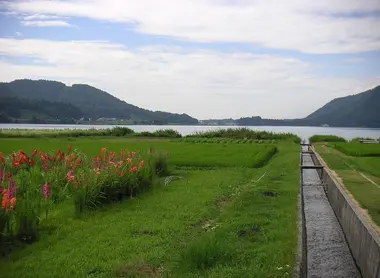 Le lac Kizaki en été