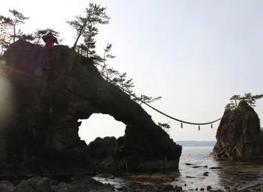Les rochers vus de la plage Les rochers vus de la plage