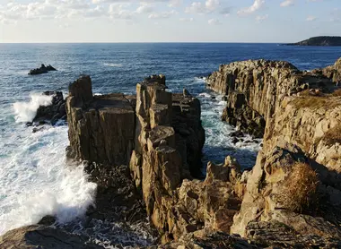 Vue sur la falaise et sur la mer Vue sur la falaise et sur la mer