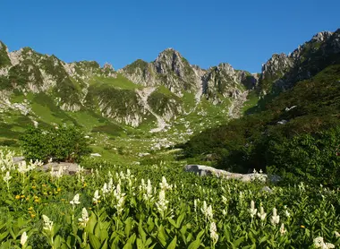 Mont Kisokoma en été Mont Kisokoma en été