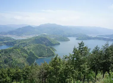 Vue sur les lacs Mikata