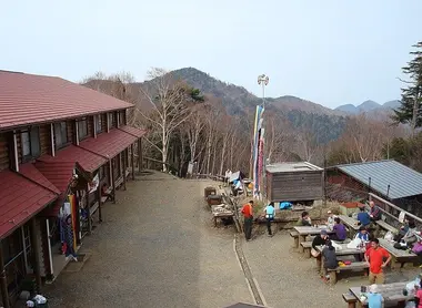 Randonneur dans le mont Kumotori