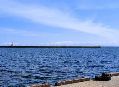 Vue de la mer depuis le port d'Ushitsu