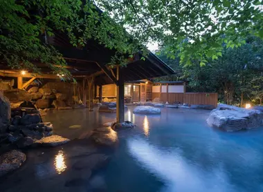 Un des bains du Kurokawa Onsen Un des bains du Kurokawa Onsen