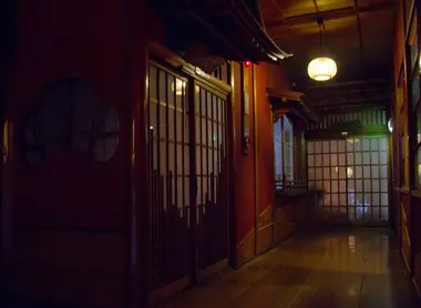 Les couloirs du Kanaguya Onsen ont inspiré les décors du Voyage de Chihiro Les couloirs du Kanaguya Onsen ont inspiré les décors du Voyage de Chihiro