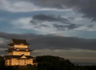 Le chateau d'Odawara au crépuscule