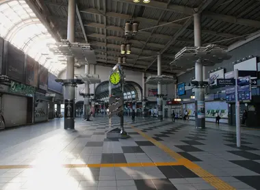 Hall de la gare de Shinagawa Hall de la gare de Shinagawa