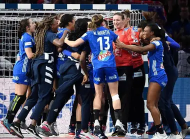 JO 2020 - Le Handball dans le coeur de Tokyo | Japan ...