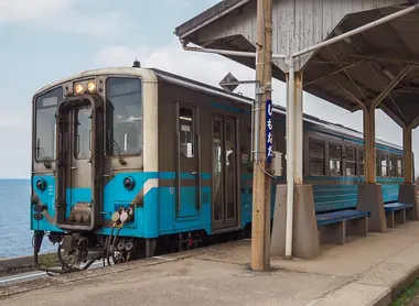 Un seul wagon pour la gare de Shimonada
