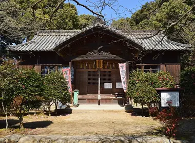 ushimado-jinja-haiden