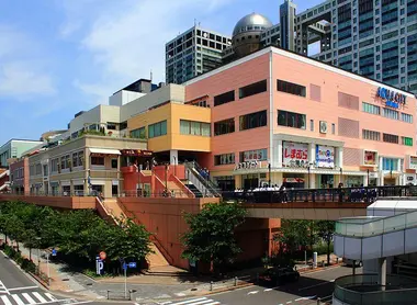 Aqua_City_Odaiba_2012