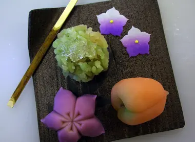 Kyô-gashi réalisées durant un atelier Kyô-gashi réalisées durant un atelier