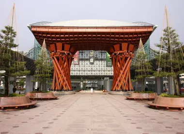 Torii Bahnhof Kanazawa Torii Bahnhof Kanazawa