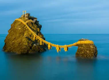 Meoto Iwa_au crépuscule Meoto Iwa_au crépuscule