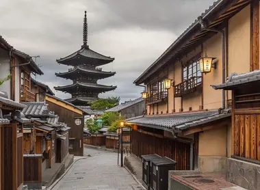 Higashiyama Higashiyama