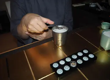 Préparation du brûle-encens