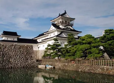 Japan Visitor - toyama-castle-2017-100.jpg