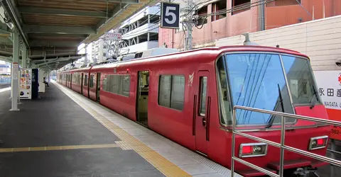 Meitetsu Platform Meitetsu Platform