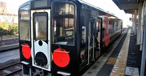 Hisatsu Train Exterior Hisatsu Train Exterior